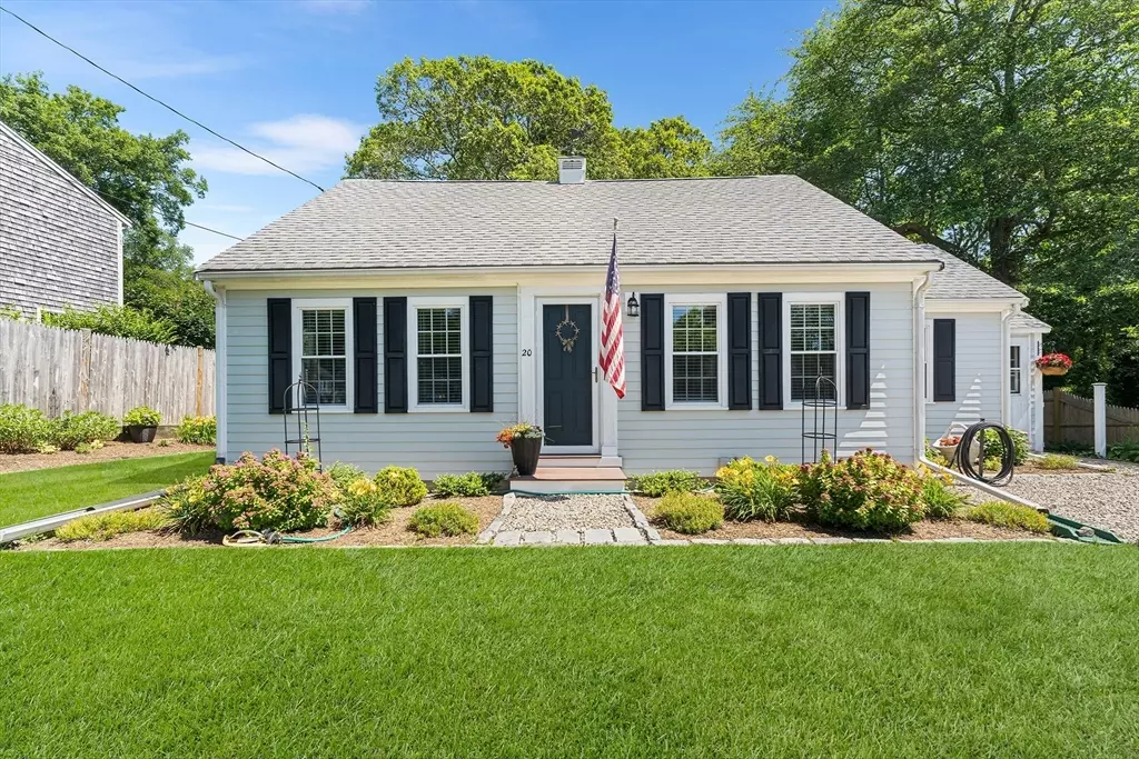 Falmouth, MA 02540,20 Amvets Ave