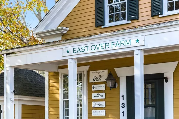 Rochester, MA 02770,0-A4 Marys Pond Rd