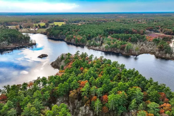 Rochester, MA 02770,0-A3 Marys Pond Road