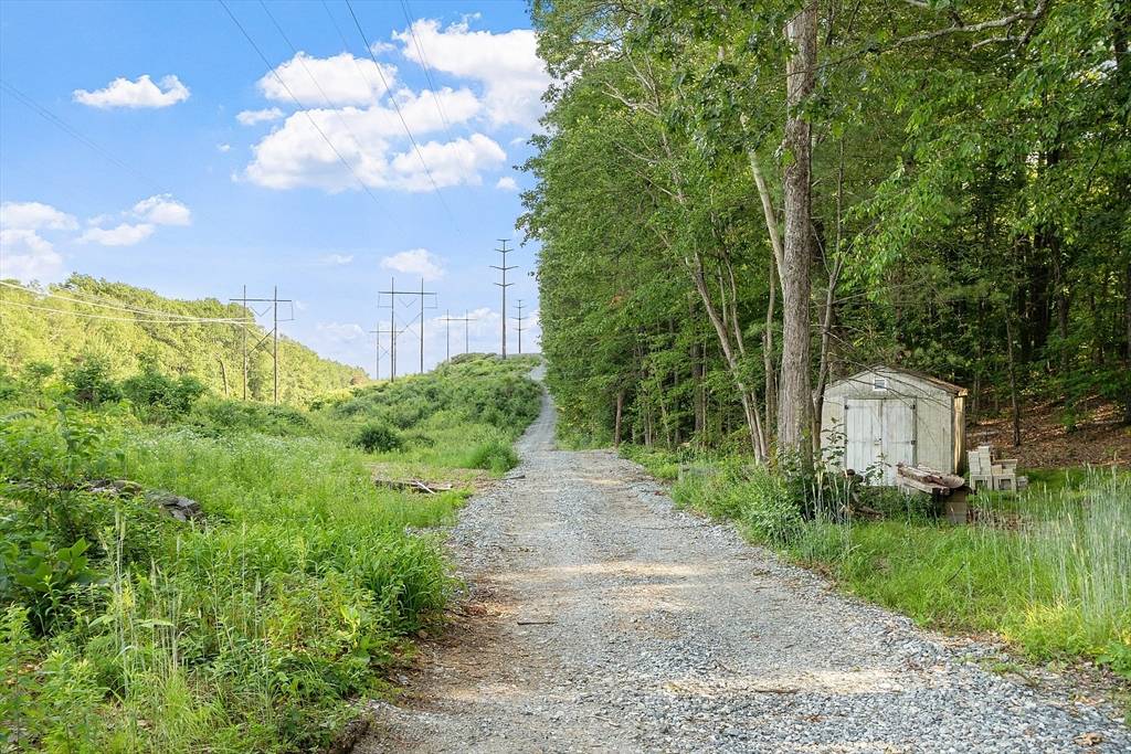 Sterling, MA 01564,69 Kendall Hill Rd