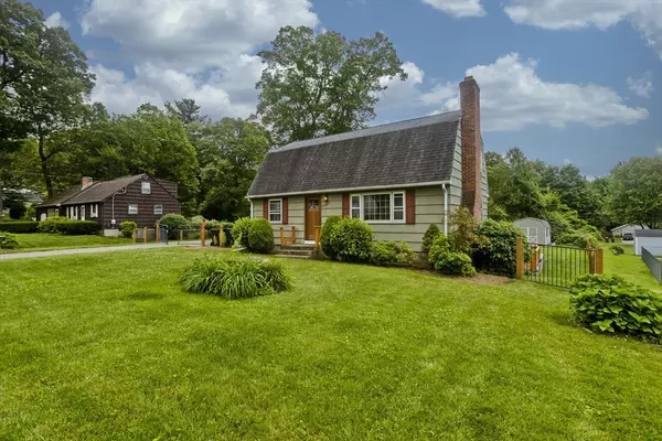 Westfield, MA 01085,7 Summit Dr