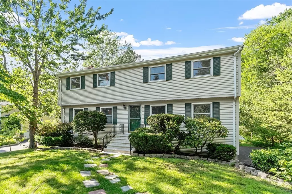 Andover, MA 01810,1 Sheffield Circle