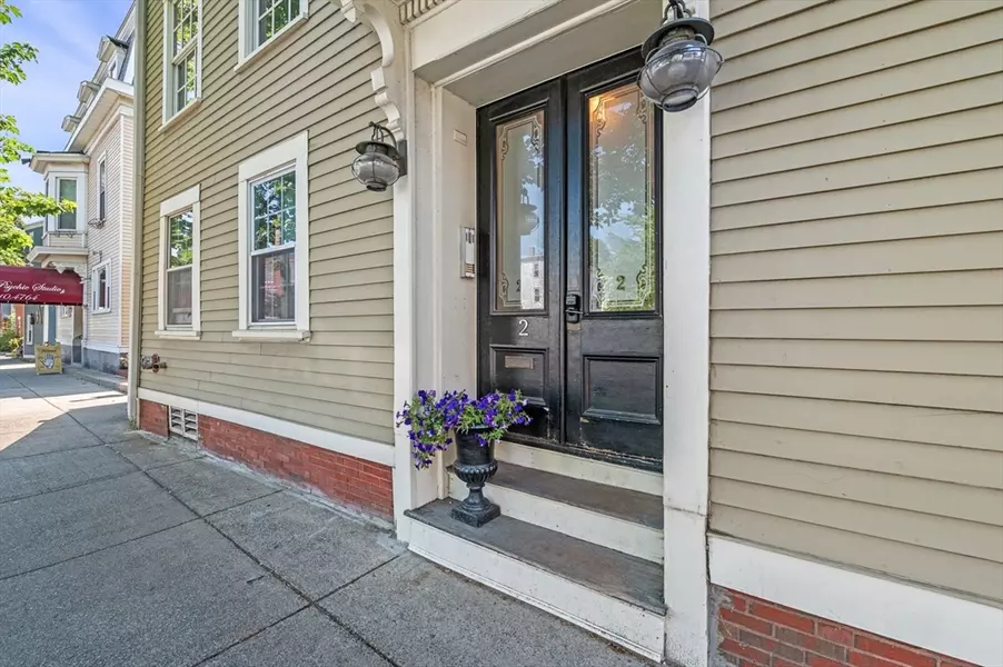 2 Hawthorne Boulevard #4, Salem, MA 01970