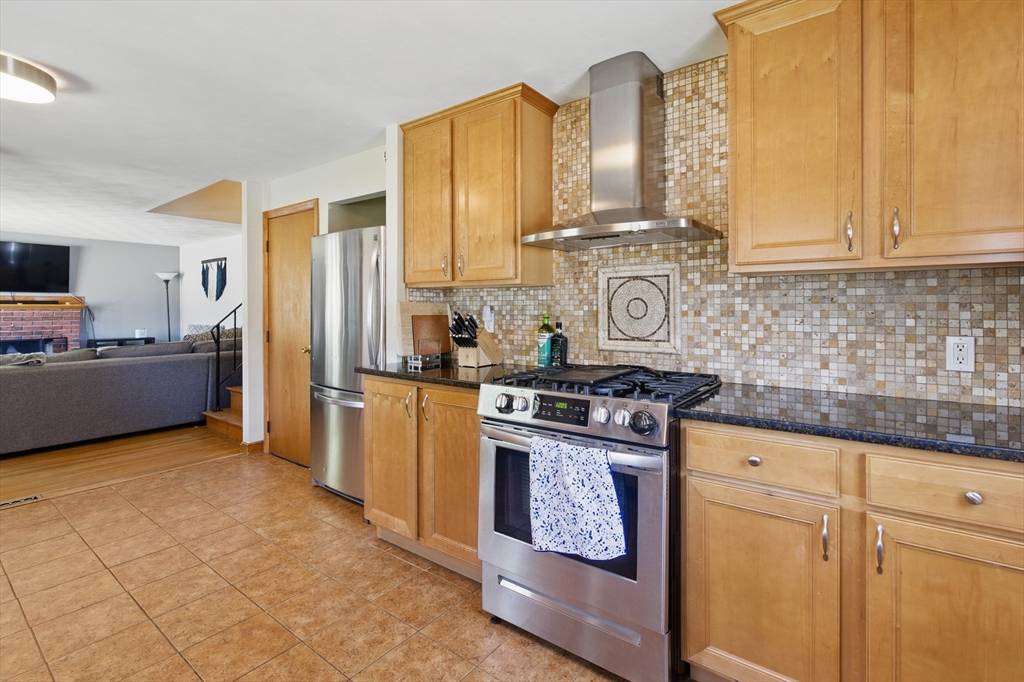 Stoughton, MA 02072,55 Rogers Dr