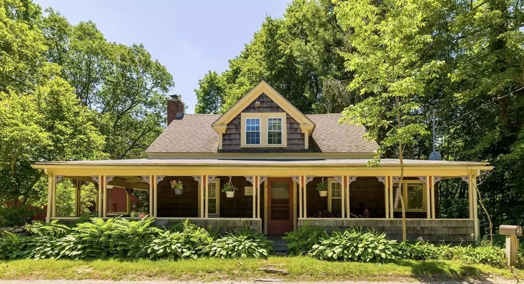 9 Ball Hill Rd, Princeton, MA 01541