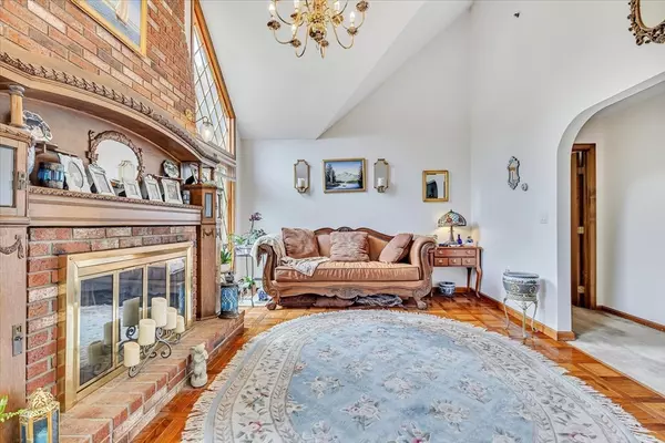 Berkley, MA 02779,201 Bayview Ave