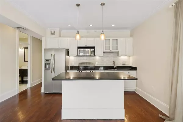 Boston, MA 02127,444 E 8th St. #1