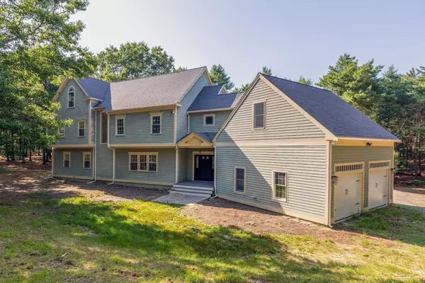 Plymouth, MA 02360,121 Bump Rock Rd