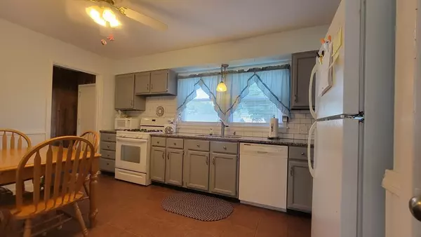 Chicopee, MA 01022,1285 Pendleton Ave #1285