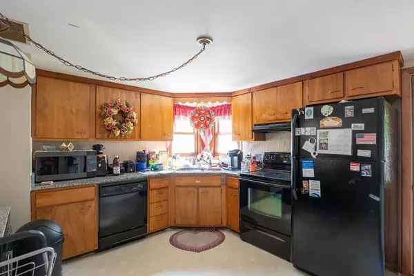 Marlborough, MA 01752,164 Lakeshore Dr