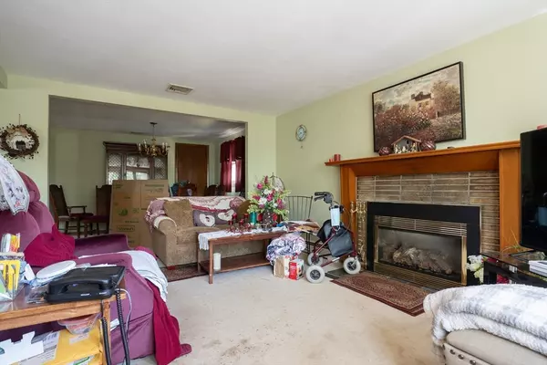 Marlborough, MA 01752,164 Lakeshore Dr