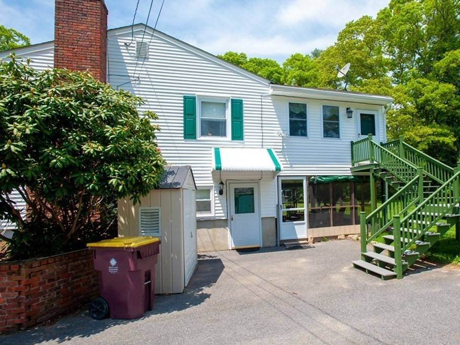 Acushnet, MA 02743,337 Mendall Road