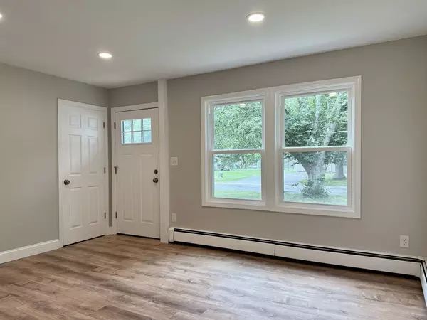 Whitman, MA 02382,45 Kenwood Dr