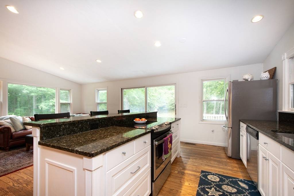 Hingham, MA 02043,101 Rockland St