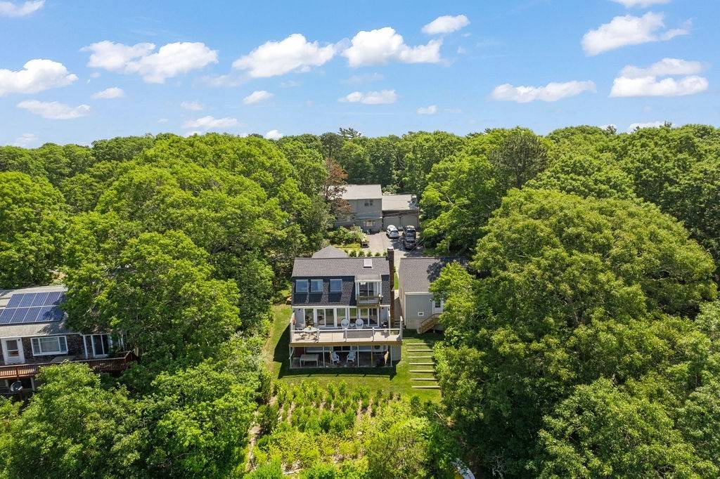 Falmouth, MA 02536,45 Green Pond Rd