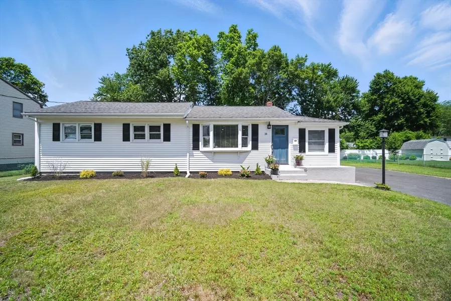 18 Pierce St, Enfield, CT 06092