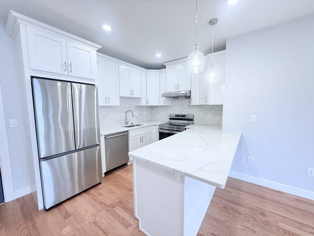 Quincy, MA 02170,222 Arlington Street #2A