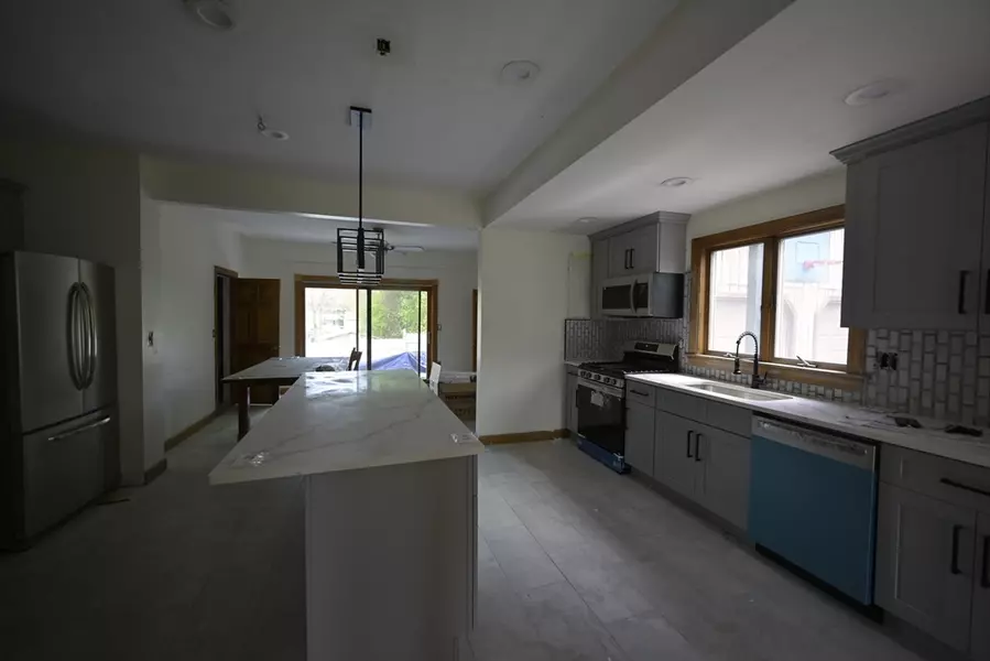 4-8 Watson #1, Quincy, MA 02169
