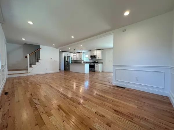 Agawam, MA 01001,662 Cooper St