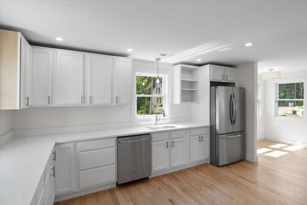 Randolph, MA 02368,3 Cummings Cir