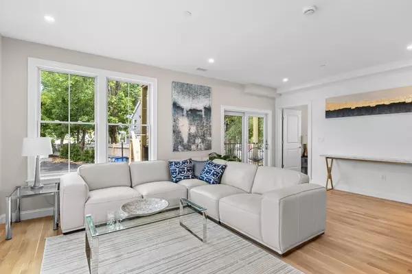 Boston, MA 02135,42 Waverly #1