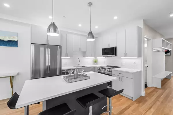 Boston, MA 02135,42 Waverly #1