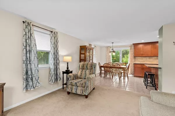 Carver, MA 02330,9 Atwood Street