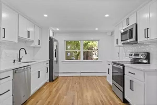 53 Aldrich Rd #A, Watertown, MA 02472