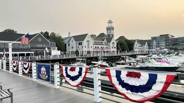 Quincy, MA 02171,1001 Marina Dr #311