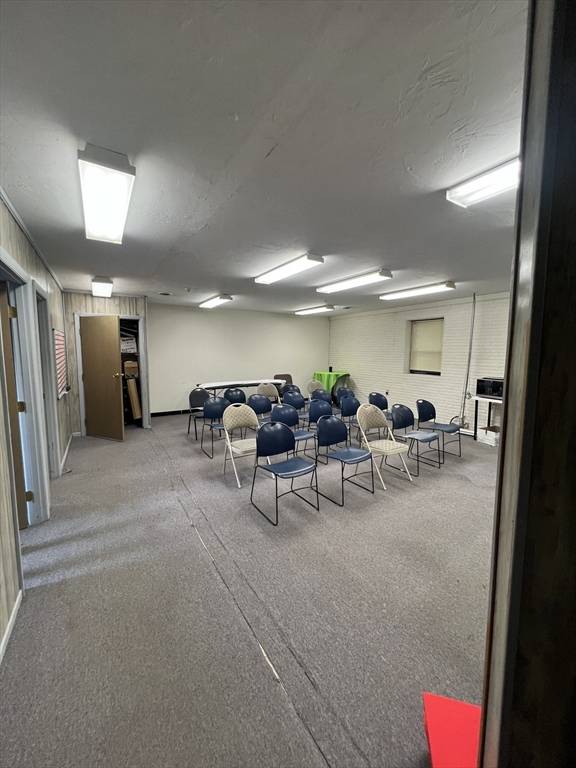 Stoughton, MA 02072,12 Welch Ave #6