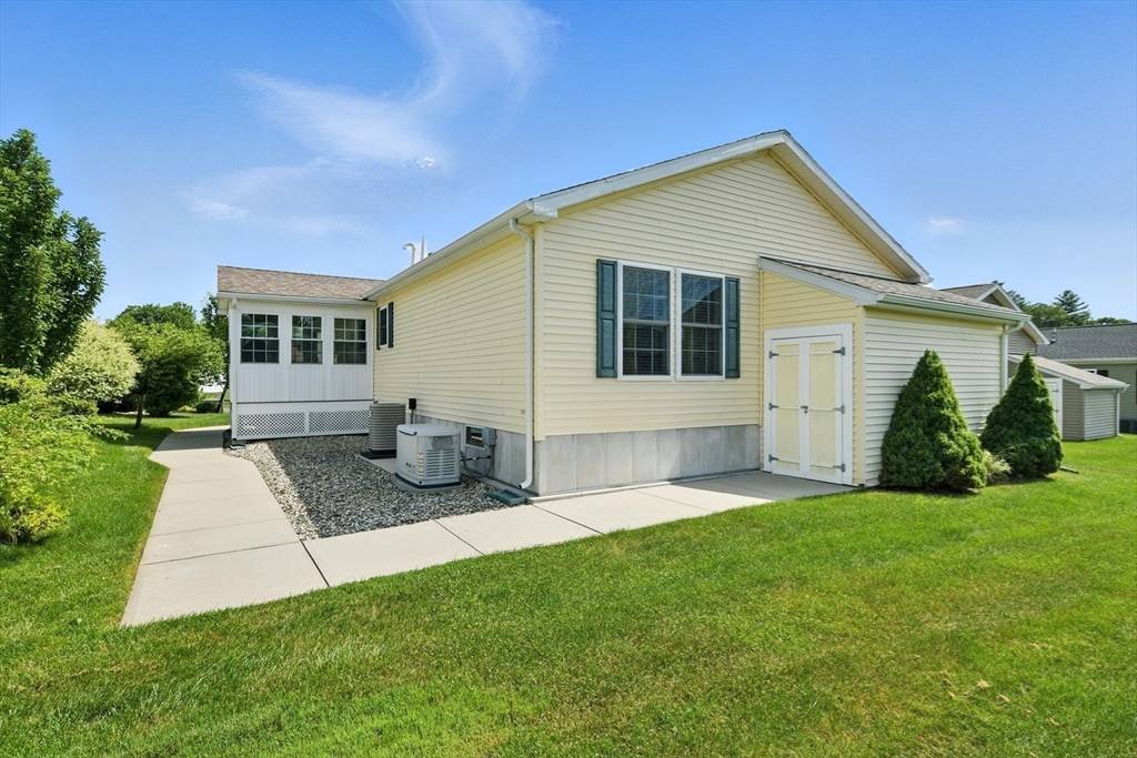 Westfield, MA 01085,54 Patriots Dr