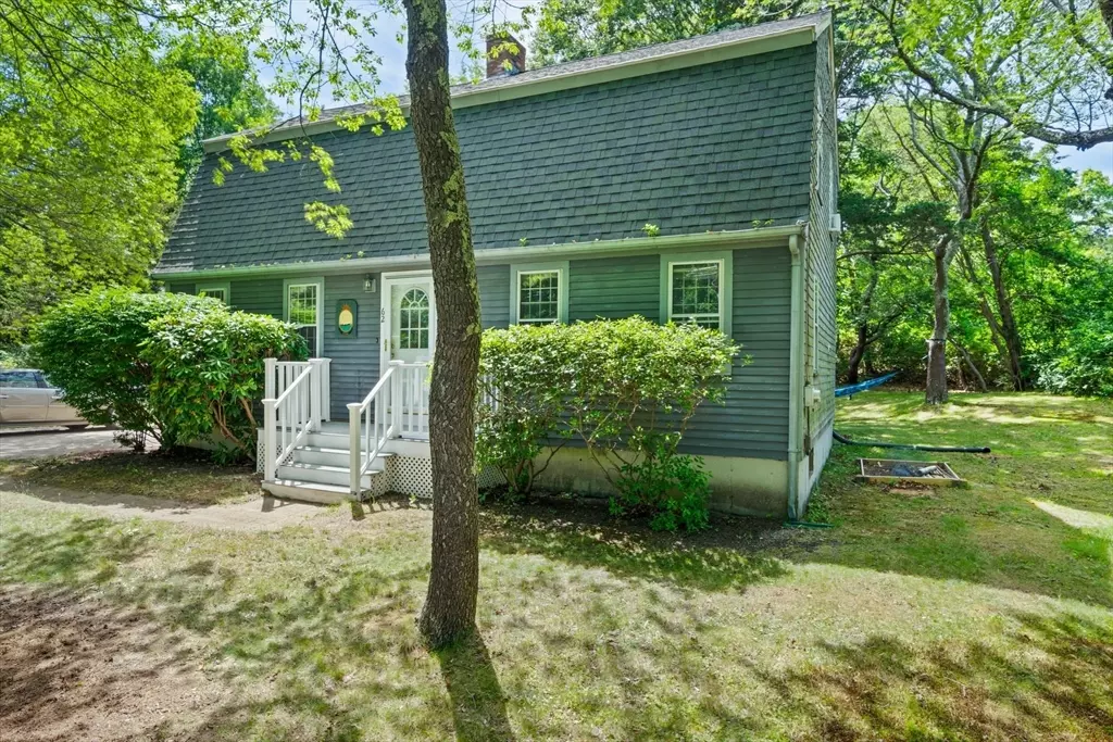 Plymouth, MA 02360,62 Manomet Point Rd