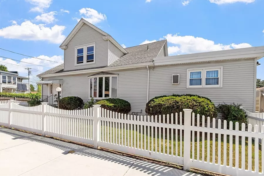300 Manet Ave #1, Quincy, MA 02169