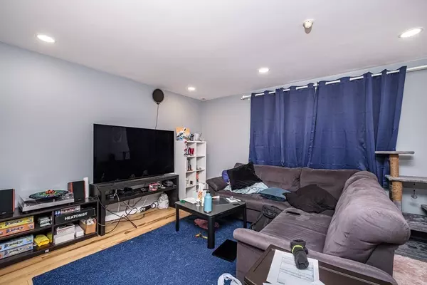 Malden, MA 02148,46 Crestview Dr #46
