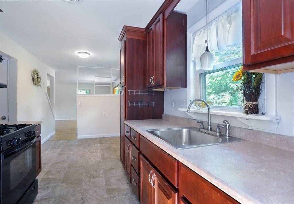 East Bridgewater, MA 02333,604 Crescent St
