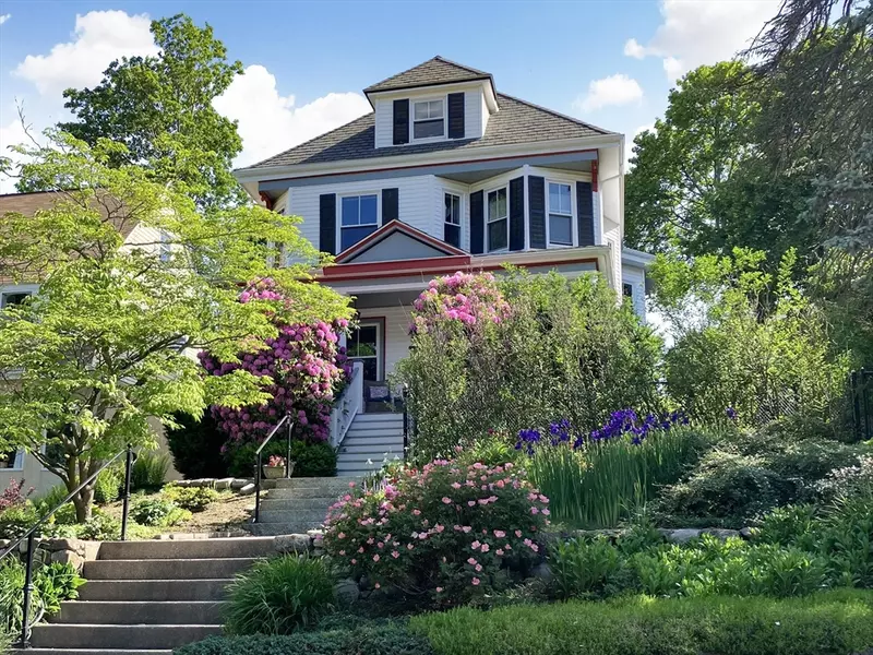 160 Beech St, Boston, MA 02131