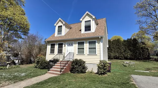 Weymouth, MA 02188,17 Worster