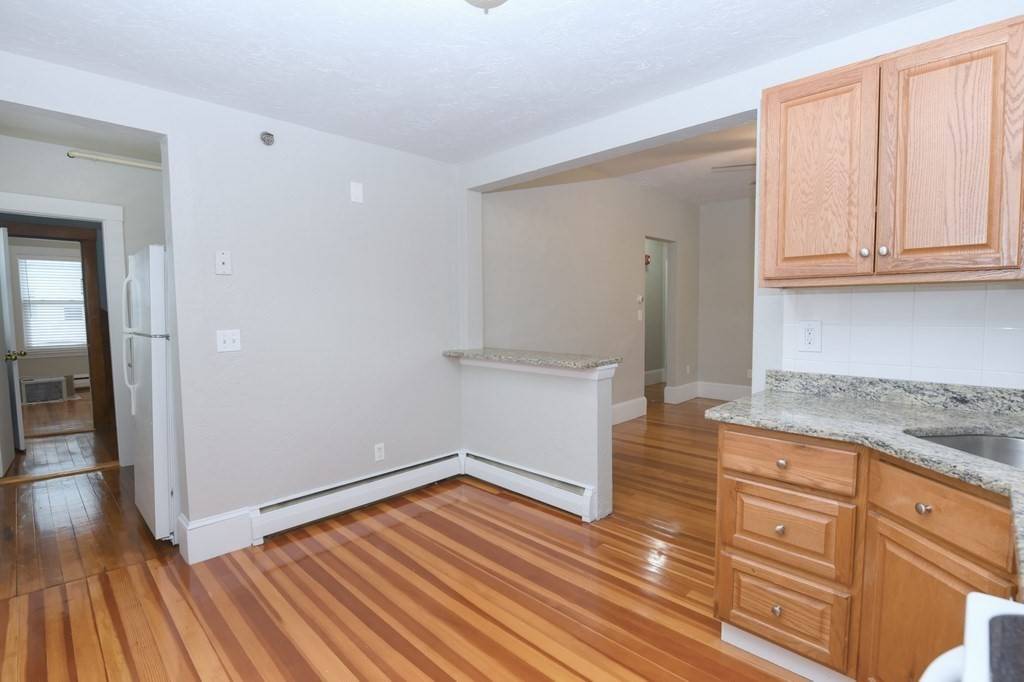 Malden, MA 02148,499 Medford Street #3