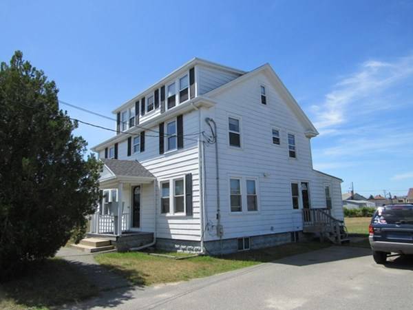 5 Wallace Ave ##4, Bourne, MA 02532
