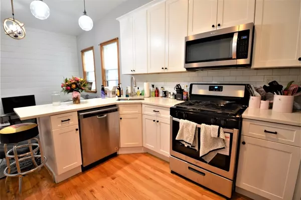 Boston, MA 02128,179 Putnam St. #3