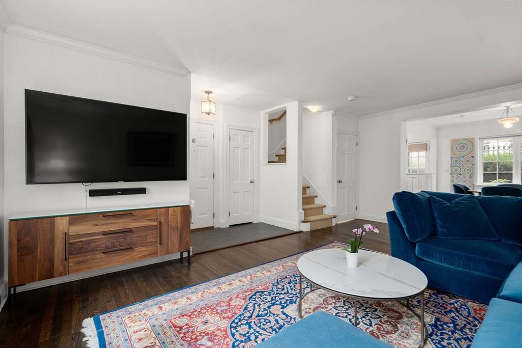 Brookline, MA 02446,14 Still Street #19
