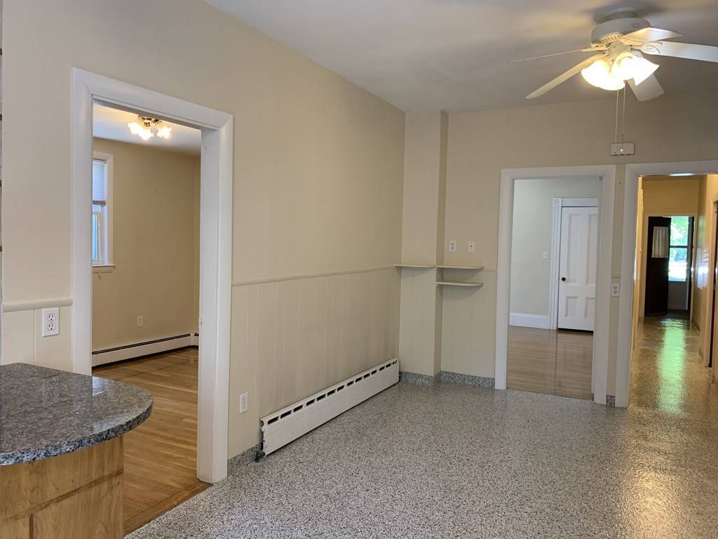 Newton, MA 02460,38 Lowell Ave #1
