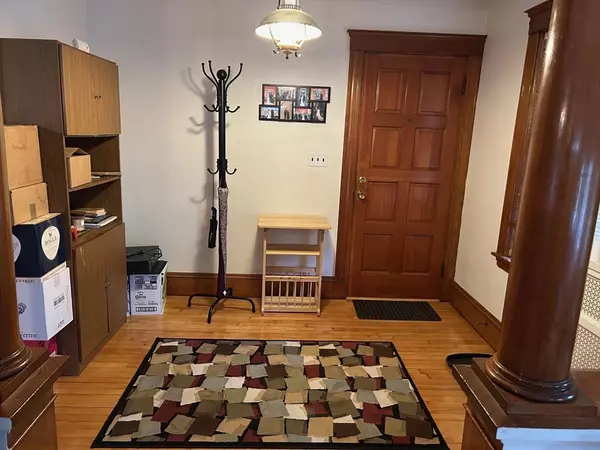 Arlington, MA 02174,42 Everett St. #1