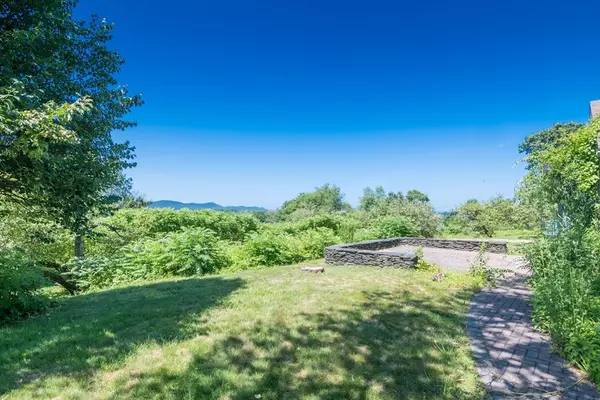 Amherst, MA 01002,53 Iduna Ln