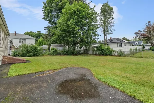 Methuen, MA 01844,7 Burgess Street