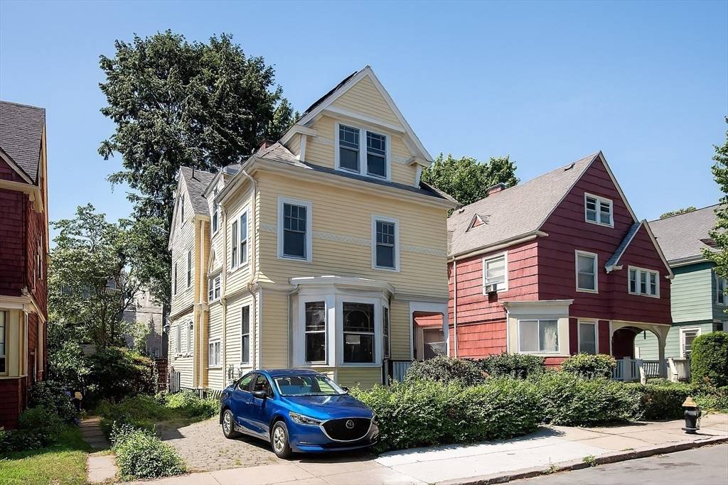 10 Howes Street, Boston, MA 02125