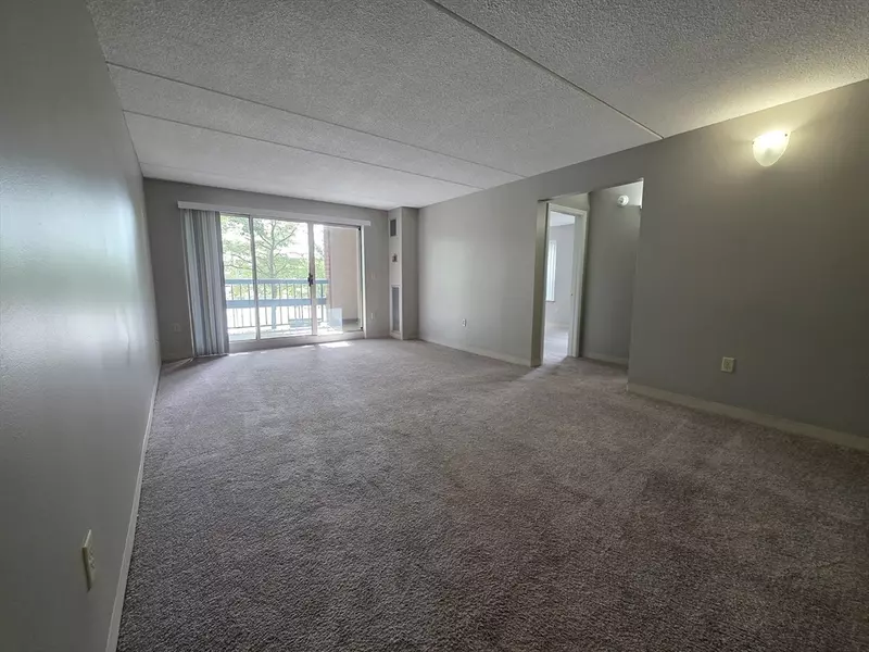 15 Harbor Point Blvd #206, Boston, MA 02125
