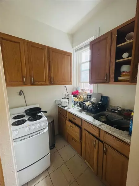 11 Tetlow St #38, Boston, MA 02115