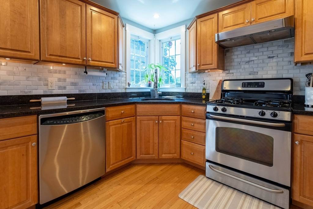 East Providence, RI 02915,3846 Pawtucket