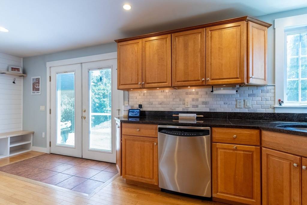 East Providence, RI 02915,3642 Pawtucket